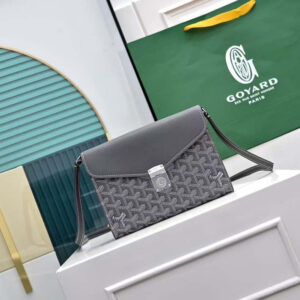 Weekend Wanderlust Wardrobe